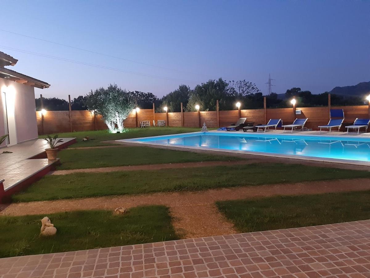 San Giovanni Suèrgiu Villa Erilia מראה חיצוני תמונה